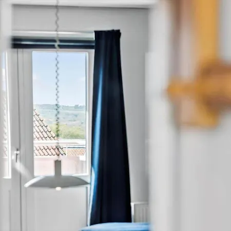 5574-gudhjem-gudhjemvej-111-d-1-lejl-7b Gudhjem